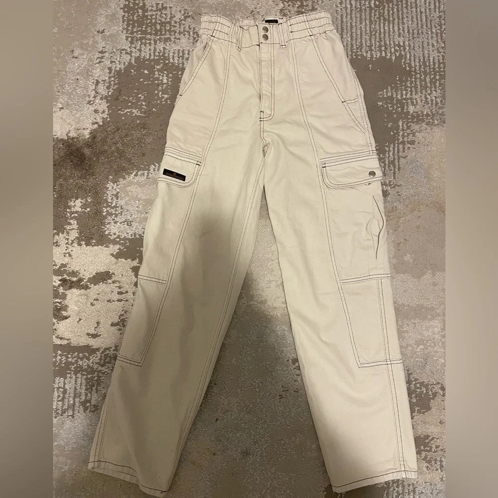 BDG Cream Cargo Joggers - Picture 2 of 3